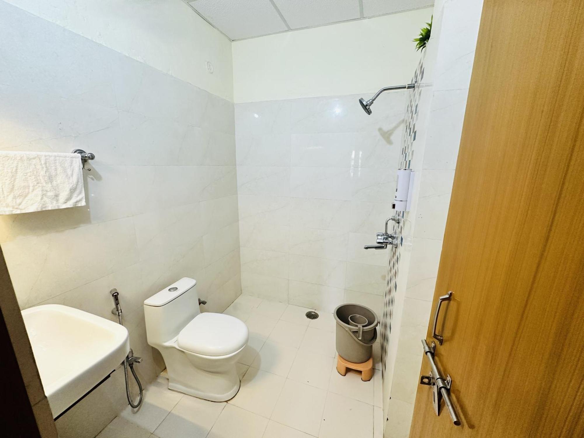 Zoomstay - 3Bhk Apartments Варанаси Экстерьер фото
