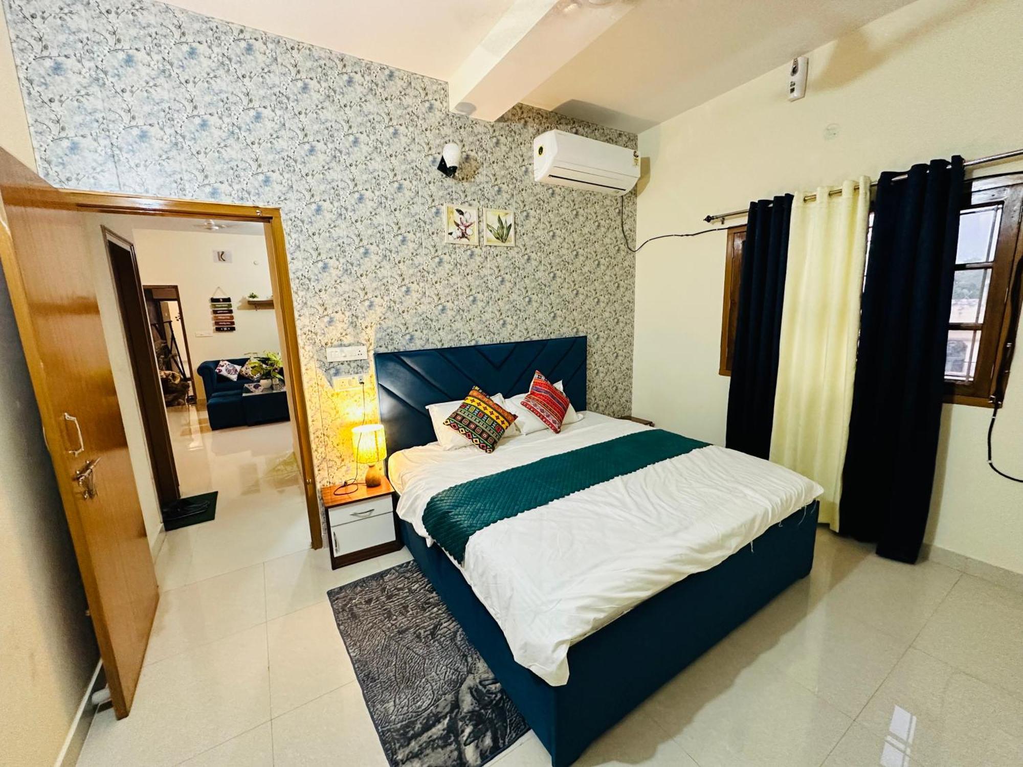 Zoomstay - 3Bhk Apartments Варанаси Экстерьер фото