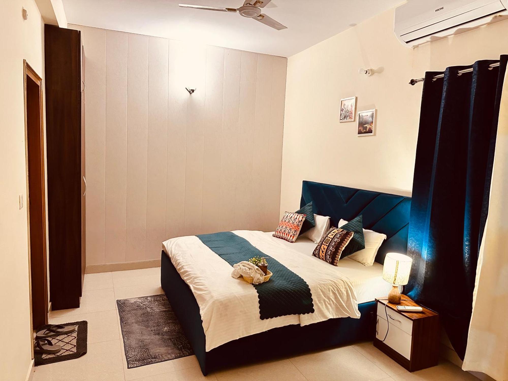 Zoomstay - 3Bhk Apartments Варанаси Экстерьер фото